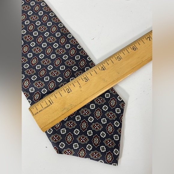Woodward’s 100% Silk Made in Canada Neck Tie Mens Vintage Patterned - Picture 4 of 4